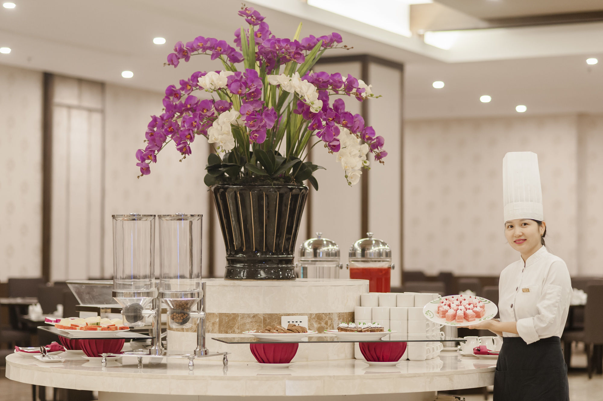 Отель Muong Thanh Grand